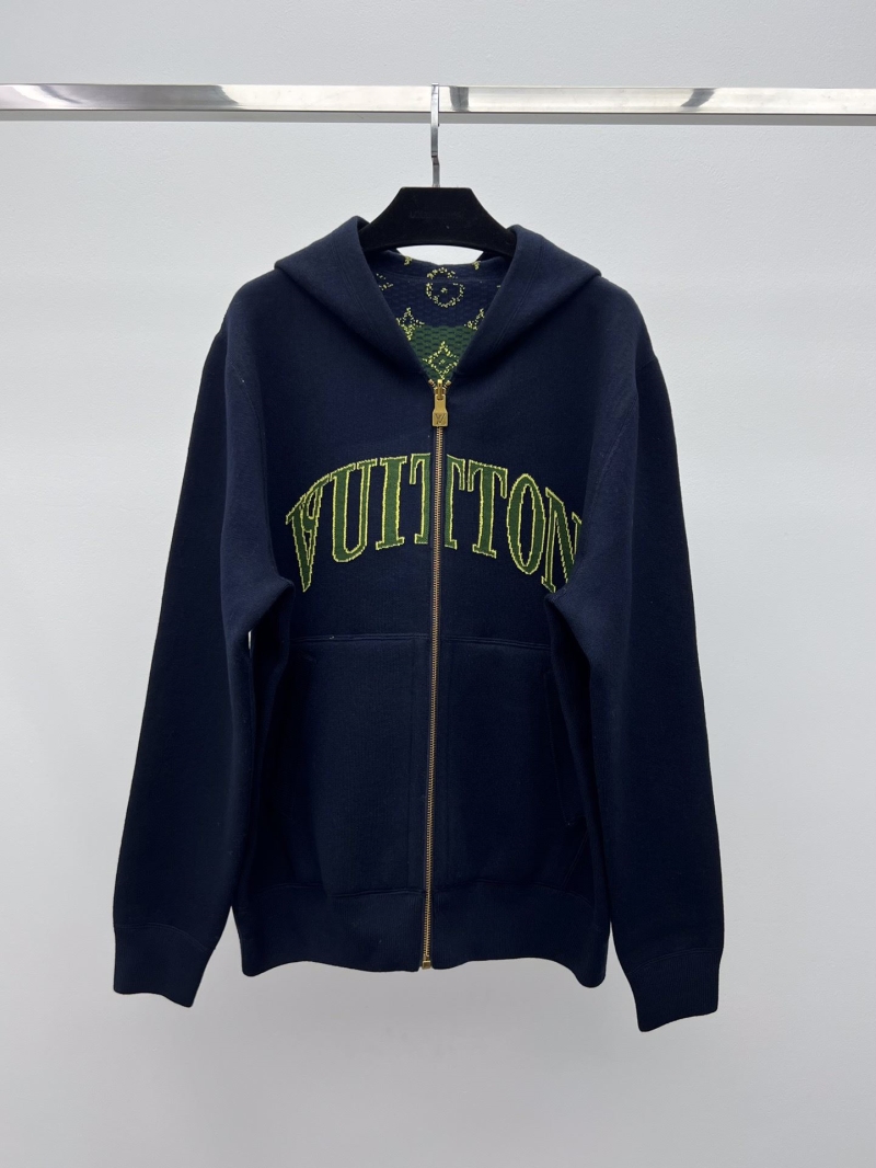 l0vis Vvtt0n outwear